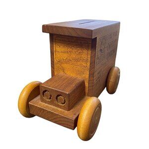 Vintage Toystalgia Golden Valley MN Novelty Wooden Credit Union Coin Bank